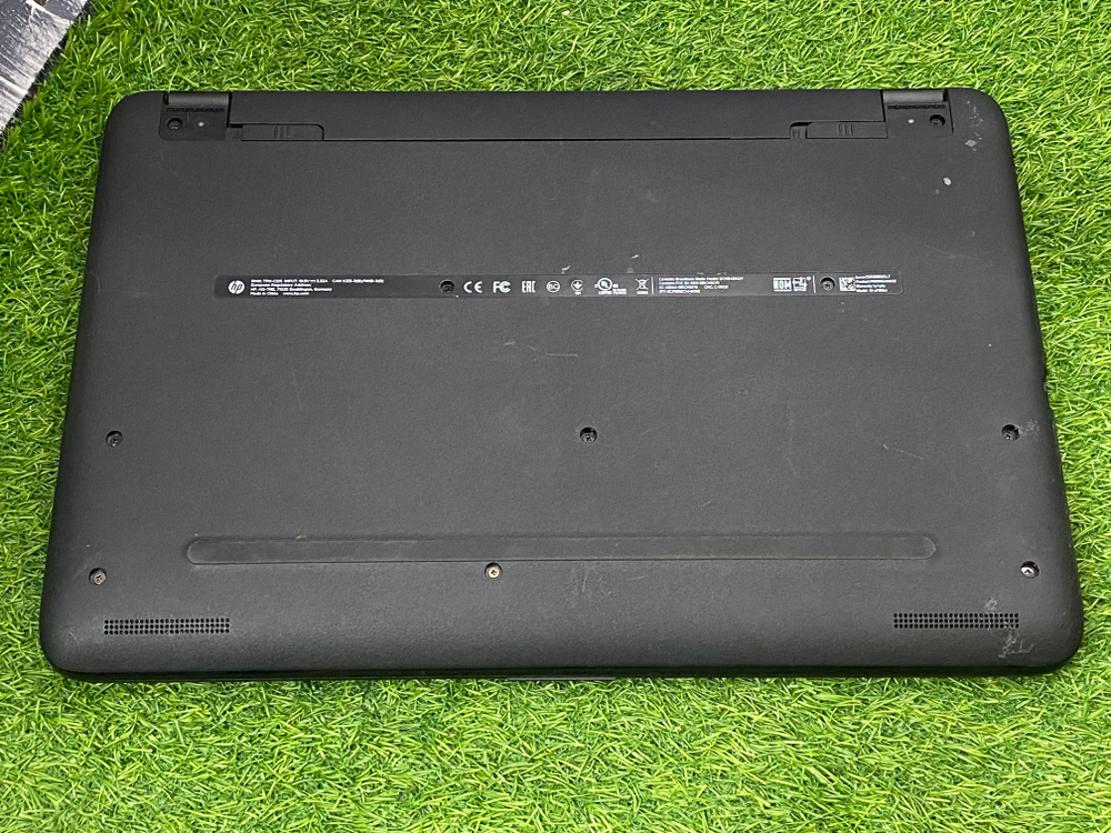 Ноутбук HP 15' AMD A6/8GB/128GB/ 15-af109ur[P0G60EA]/Windows