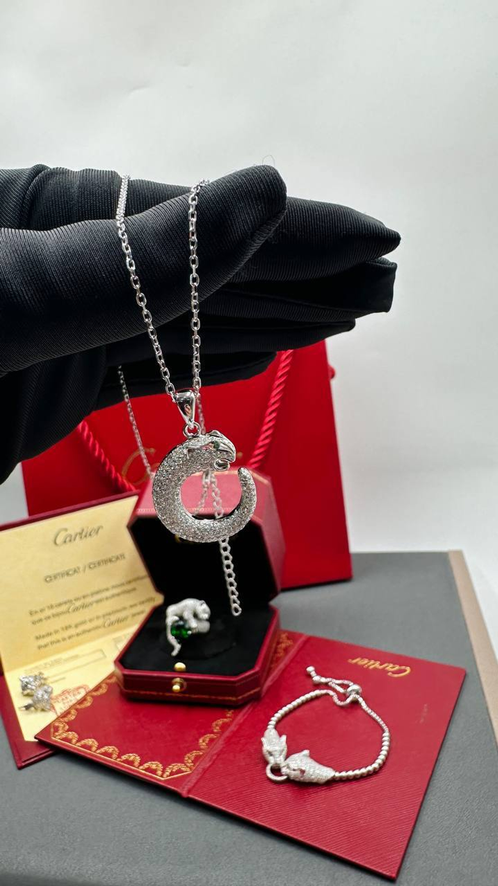 Кулон Cartier