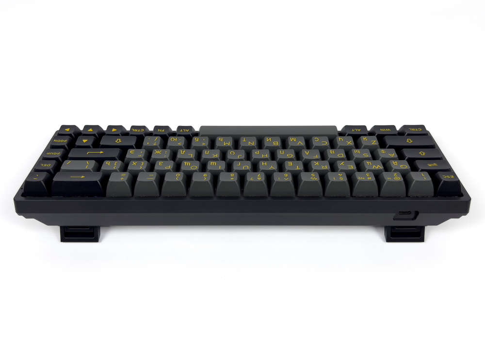 Игровая механическая клавиатура AKKO 3068B Plus Black&Gold CS Jelly Pink