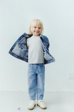 Джинсы mom fit с разрезами