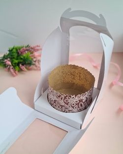 Коробка для торта/кулича/пряничного домика белая 15х15х18 см