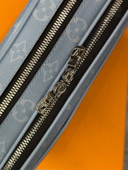 Сумка через плечо Louis Vuitton