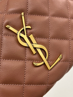 ICARINO В СТЕГАНОЙ НАППЕ