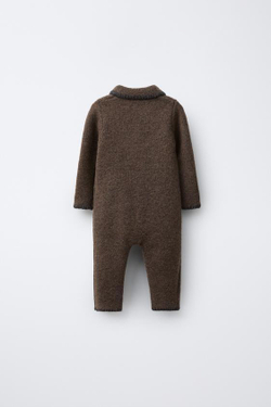 ZARA ВЯЗАНЫЙ КОМБИНЕЗОН С КОНТРАСТНЫМИ ДЕТАЛЯМИ, КОРИЧНЕВЫЙ