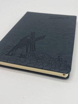 Блокнот 112 л. В5 25*17,5 см лин. т.серый (7674-7)