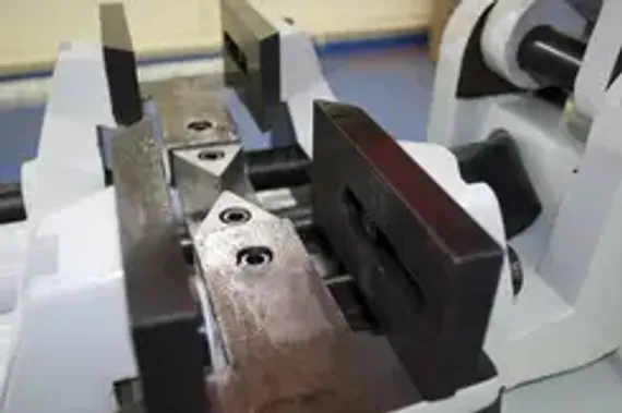 Вертикально-сверлильный станок Stalex HDP-16