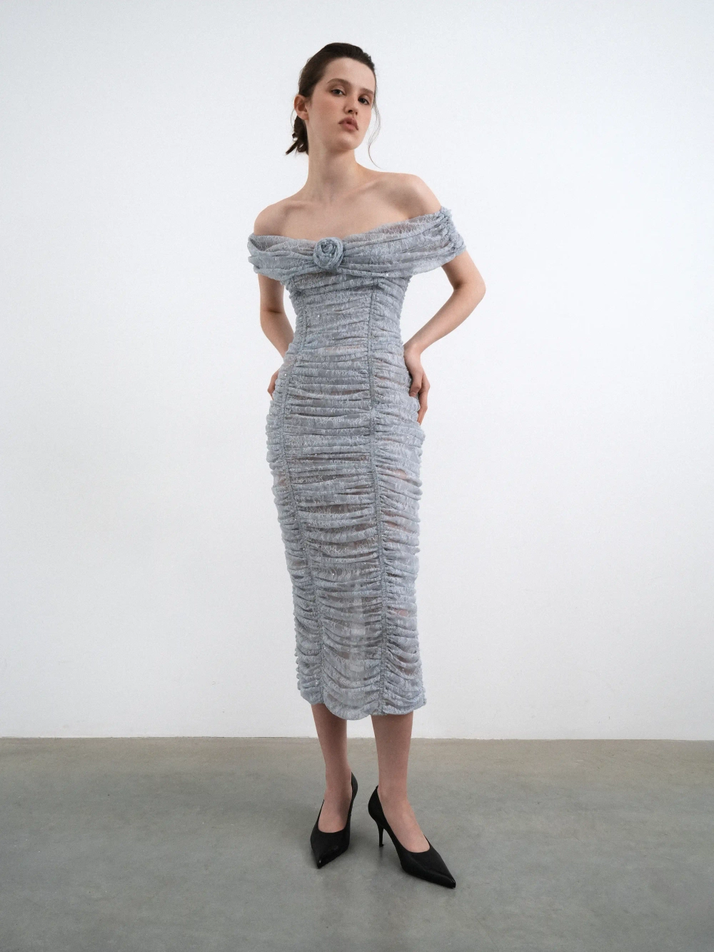 Фиби миди (Fibi midi), платье миди из голубого кружева