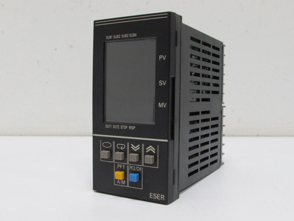 OMRON Yaskawa E5ER-Q4B