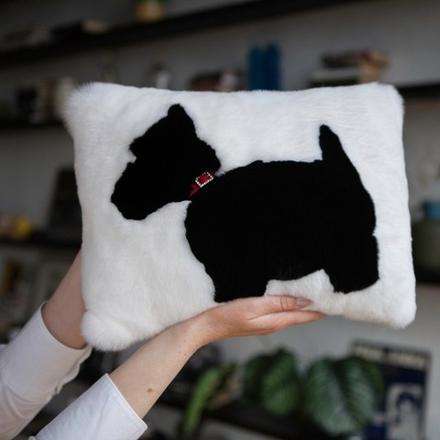 Подушка "Собака" (белая)
