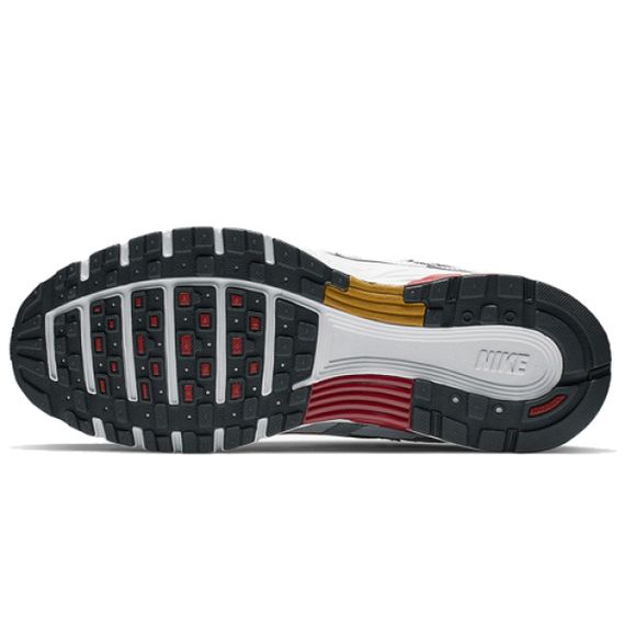 NIKE P 6000 Бежевые кроссовки Низкие Женские