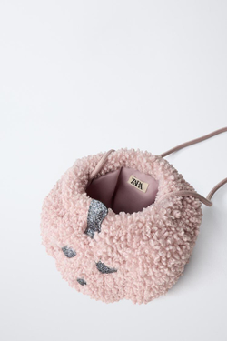 ZARA СУМКА ЧЕРЕЗ ПЛЕЧО «ТЫКВА ИЗ ИСКУССТВЕННОЙ ОВЧИНЫ», РОЗОВЫЙ