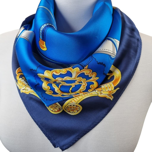 Платок 110x110 см AV-HA12401