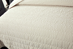 Покрывало 160х220 и наволочка 50х70 Sofi De MarkO Надин молоко