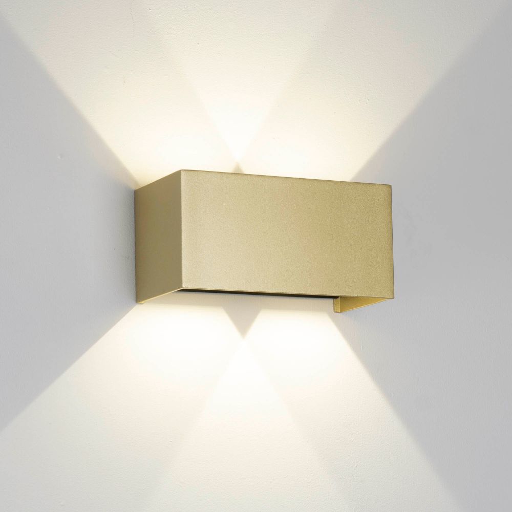 9224 Настенный уличный светильник DAVOS