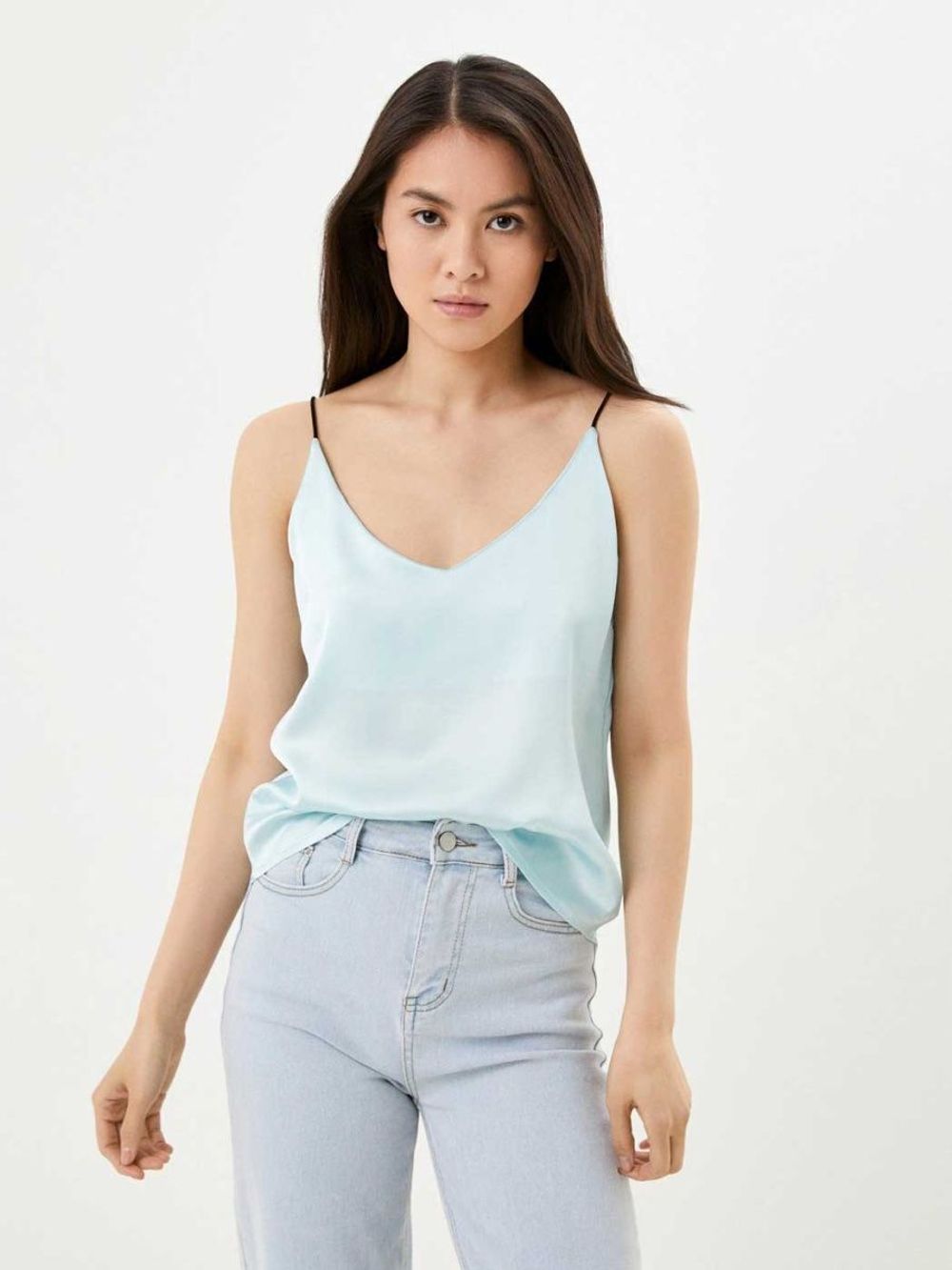 Топ на бретелях