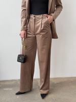 Костюм с палаццо из велюра