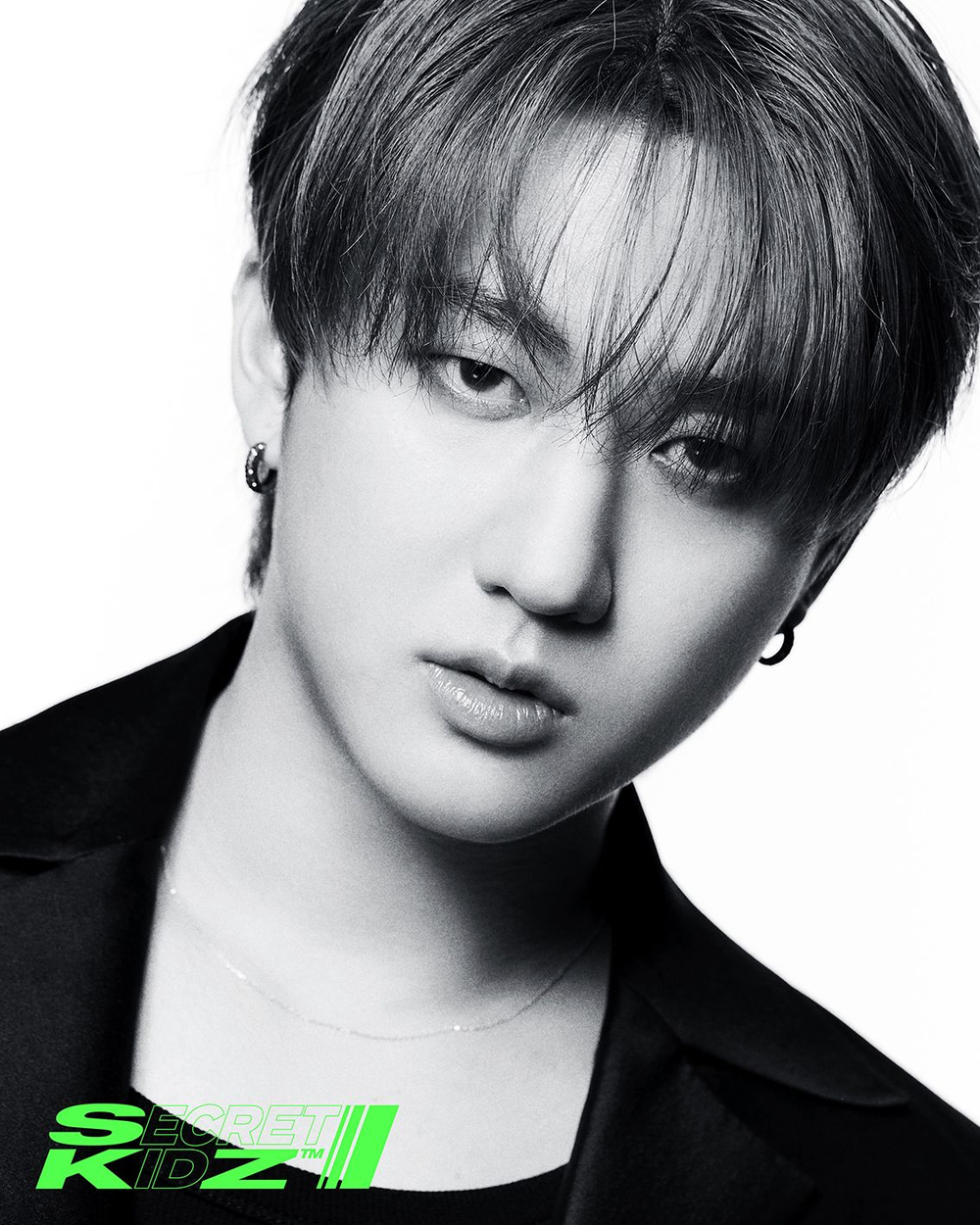 публикация DICON - VOLUME N 21 STRAY KIDS : SECRET KIDZ CHANGBIN B Type