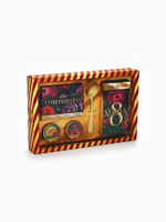 Подарочный набор «Ты совершенна»: крем-мёд с клубникой и хлопком 30 г × 2 шт., арахис в шоколадной глазури 70 г, чай чёрный с тропическими фруктами 50 г, ложка