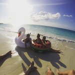 Круг надувной white swan