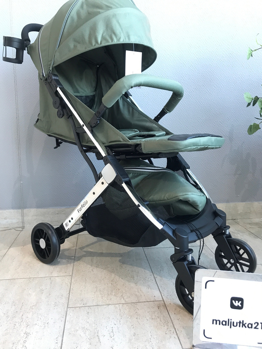 Kоляска детская прогулочная Farfello Comfy Go Comfort (Silver Green Chrome/Зелёный на серебре CG-103