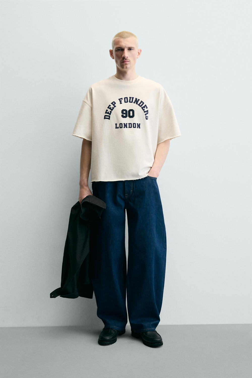 ZARA ТОЛСТОВКА BOXY FIT С ПРИНТОМ-НОМЕРОМ, ЖЕЛТОВАТО-БЕЛЫЙ
