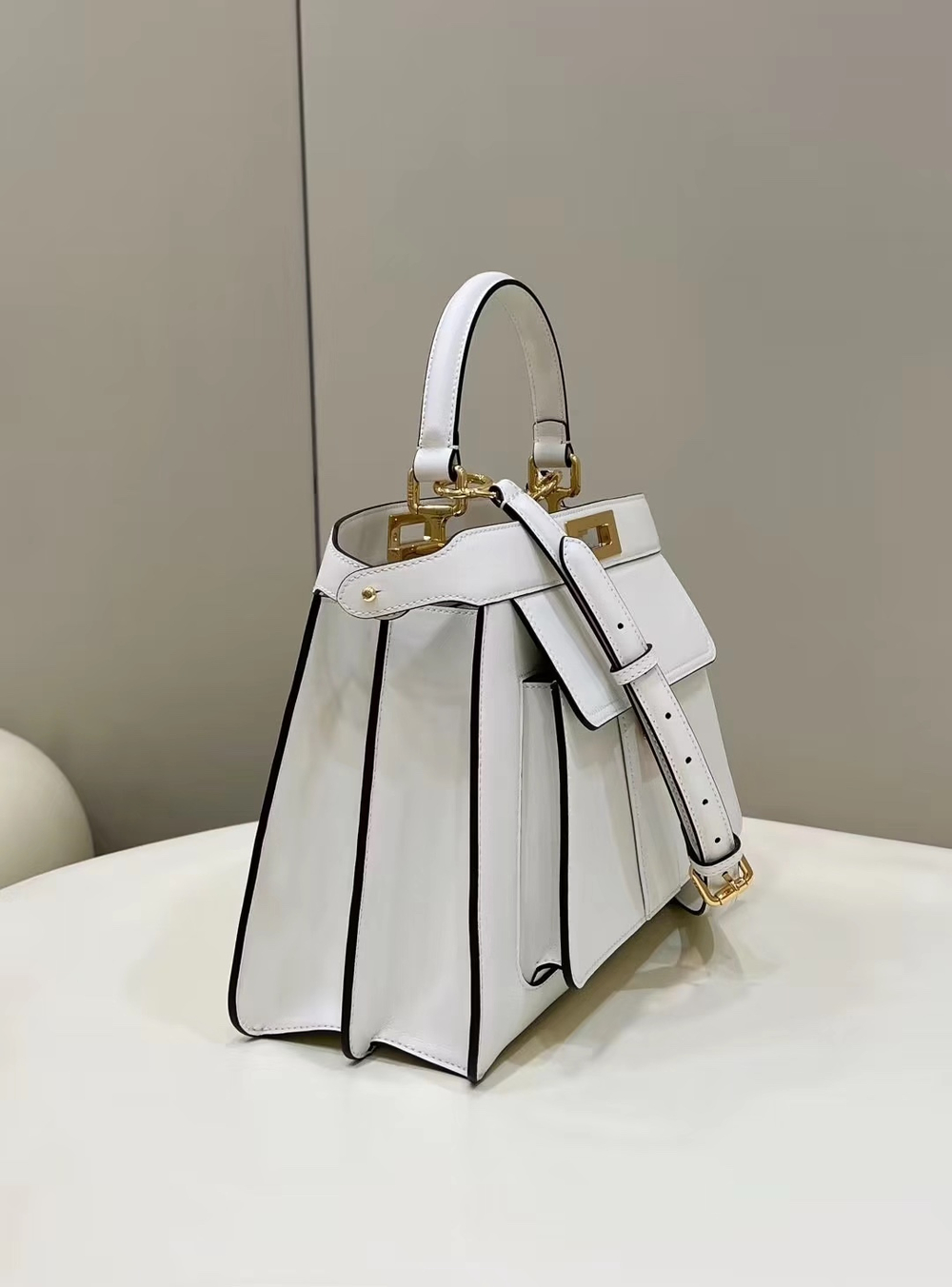 Fendi Peekaboo 33 cm