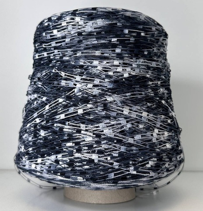 DADO - MISTER JOE S.R.L.; 60% вискоза, 40% п/а; 380м/100гр; col. 8903; S717