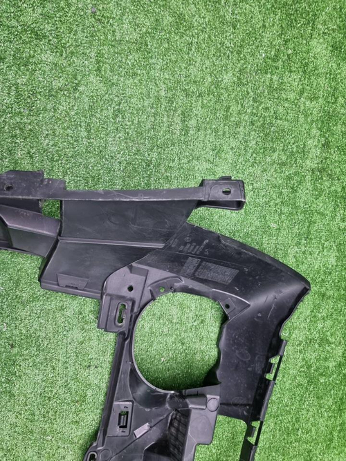 Кронштейн ПТФ левый BMW X2 F39 (2017-2023)