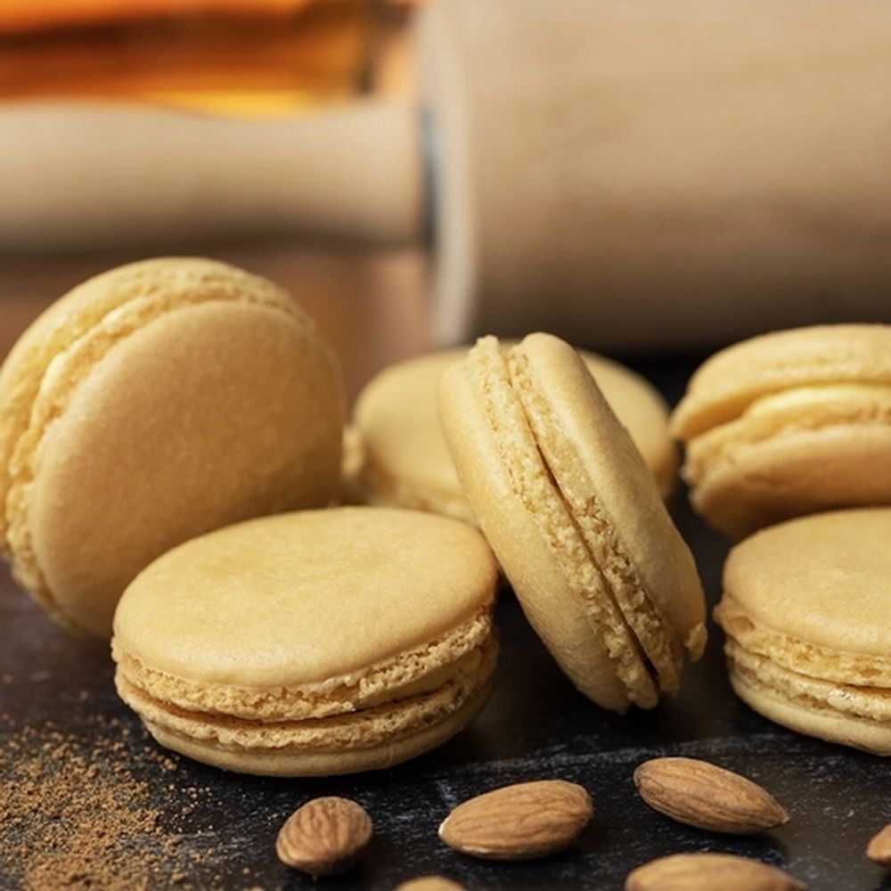 Миндальный макарон (Almond Macaron)