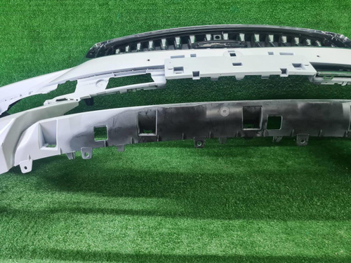 Бампер передний Geely Monjaro (2021-н.в.)