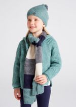 шапка с шарфом