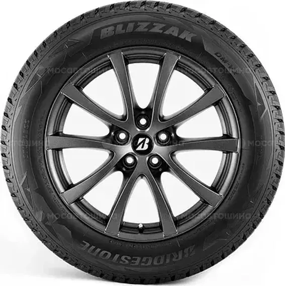 Bridgestone Blizzak DM V2 225/75 R16 104R