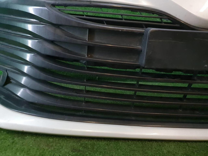 Бампер передний Toyota Camry 8 XV70 17-21 В сборе