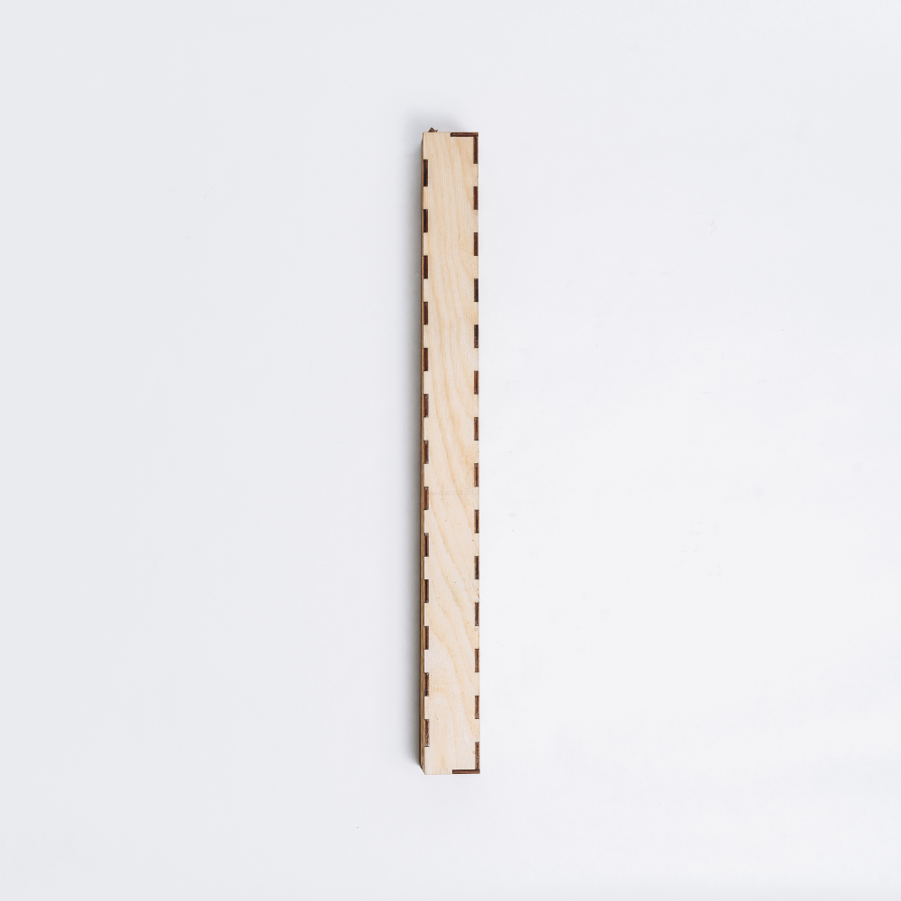 Деревянный  подарочный короб для указки 400 мм. PK13