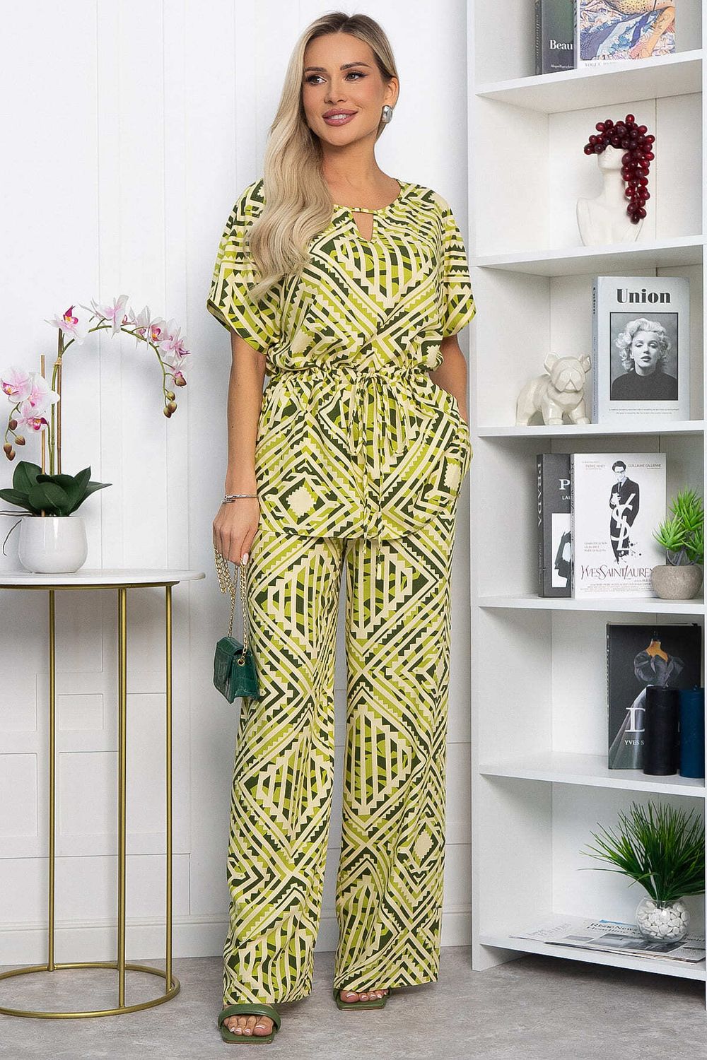 Костюм Аксиома успеха (зеленый) К13832-5М LT Collection