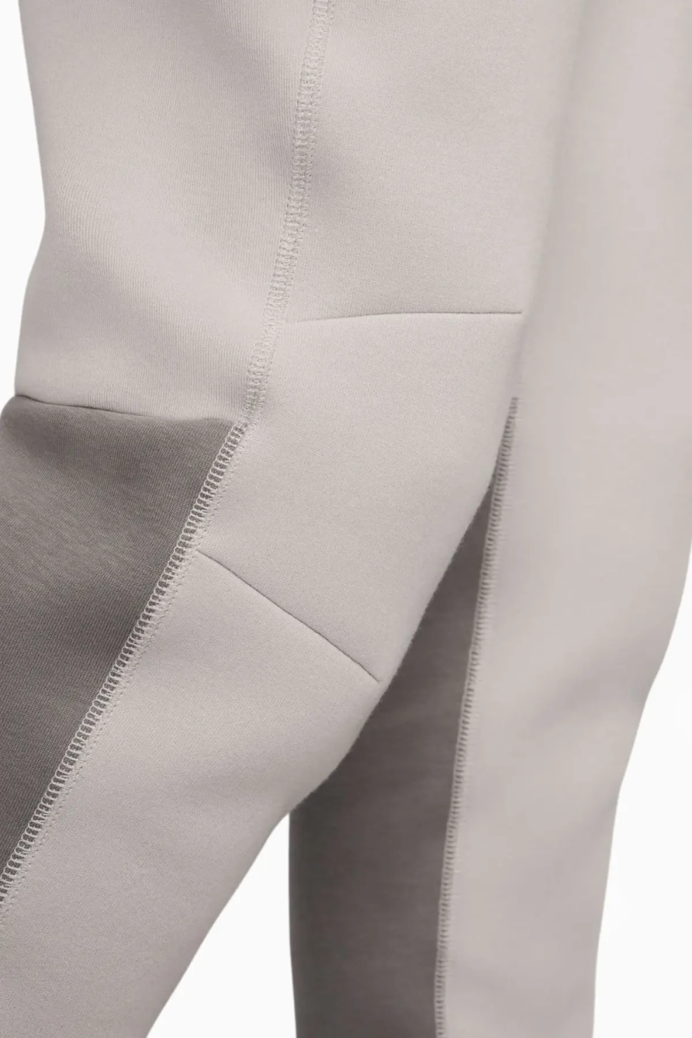 Штаны Nike Sportswear Tech Fleece - серый