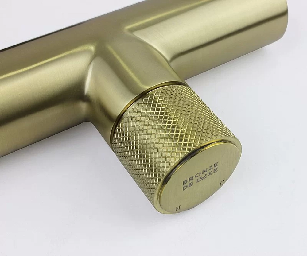 Смеситель для раковины Bronze de Luxe Avantgarde 2021GB бронза