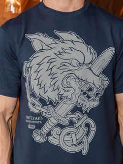 Футболка Варгградъ мужская синяя «Кусающий длань»