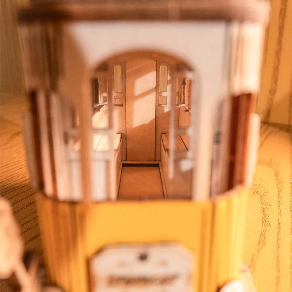 Деревянный конструктор Винтажный Трамвай TG505 (Rolife)