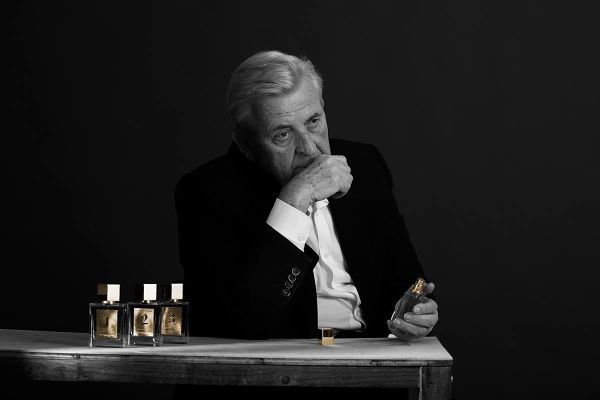 Rosendo Mateu Olfactive Expressions NO 1 Bergamot, Tea Leaves, Sandal Wood