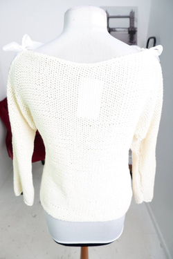 Джемпер для романтичного образа, визуально на 46 размер