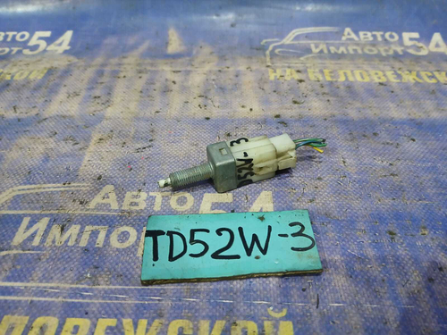 Датчик педали тормоза SUZUKI ESCUDO 2000