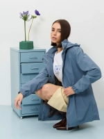 Ветровка с капюшоном удлиненная