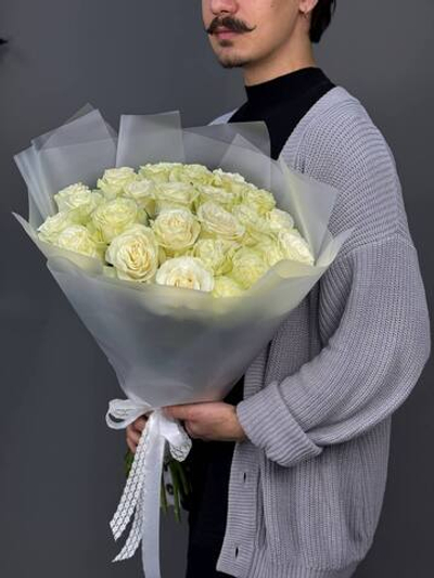 Монобукет из 25 белых роз