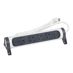 Legrand Revolution Комфорт Бело-черный Удлинитель 4x2К+З с выкл., кабель 1,5м, плоские розетки, фиксируемый поворотный блок, 694529