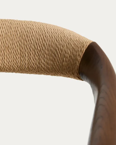 Уличный стул Derile из массива дуба в отделке орех и бежевой веревки