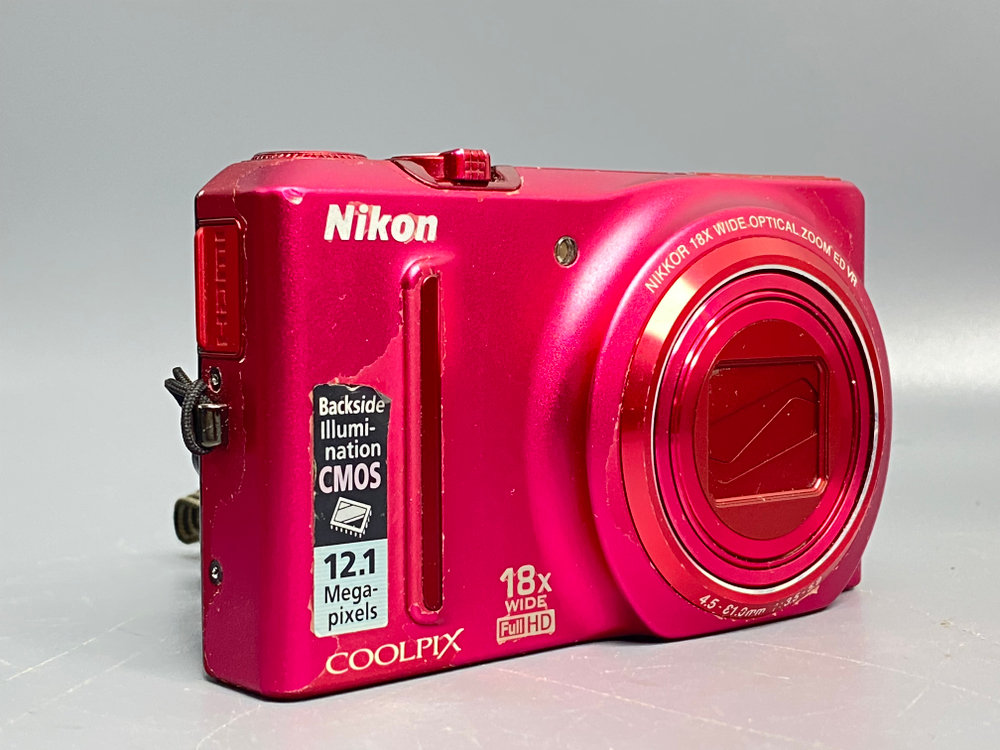 Nikon Coolpix S9100