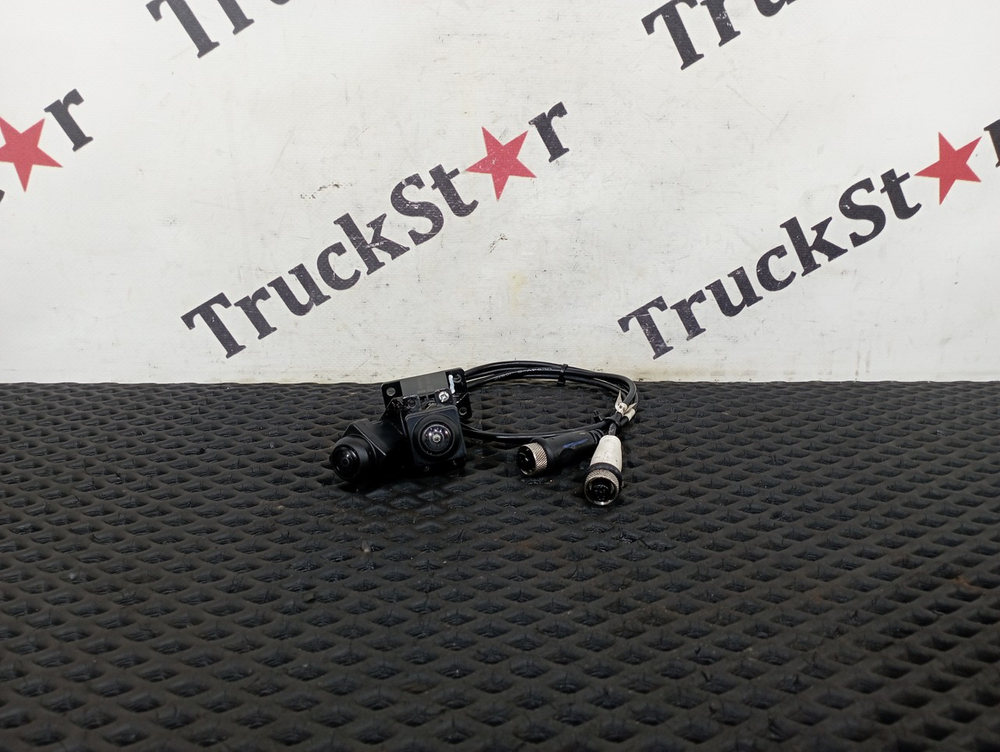 Камера обзора левая 2023г.