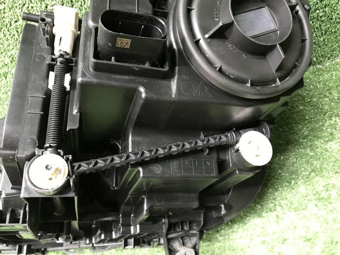 Фара правая Mercedes GLE V167 18-24 Multibeam LED