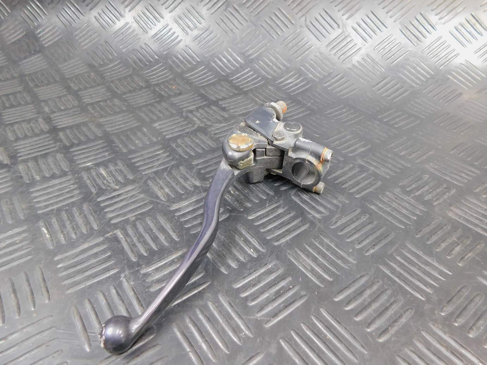 Рычаг сцепления Kawasaki ZZR 400 98 (с креплением) 053105